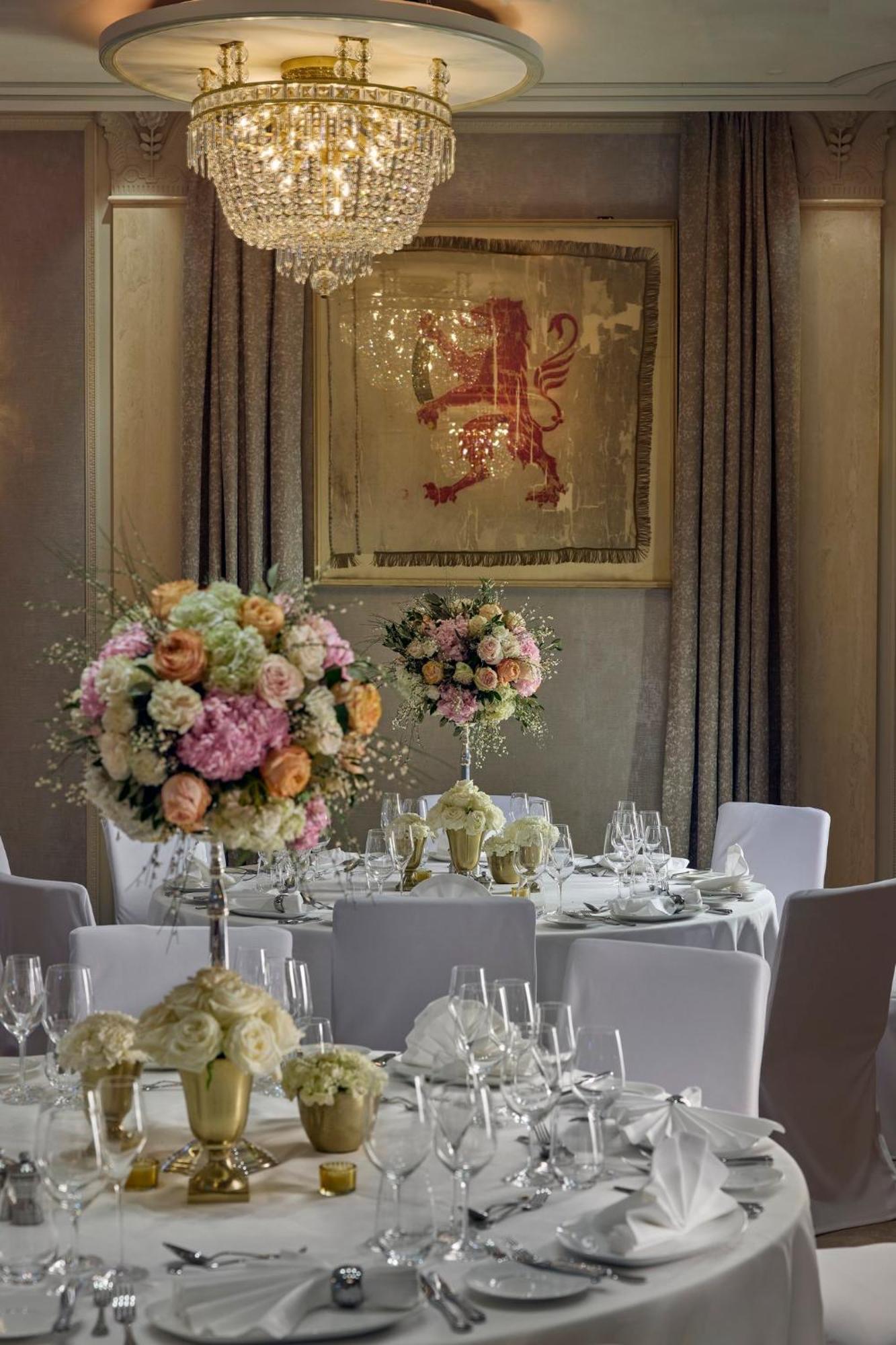 Отель Mandarin Oriental Savoy, Цюрих Экстерьер фото